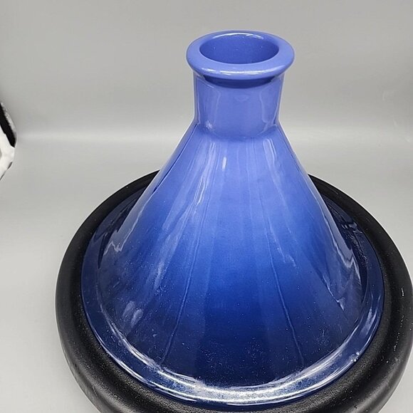 Le Creuset Traditional Round Tagine Cast Iron Cobalt Blue #27 - Picture 3 of 8
